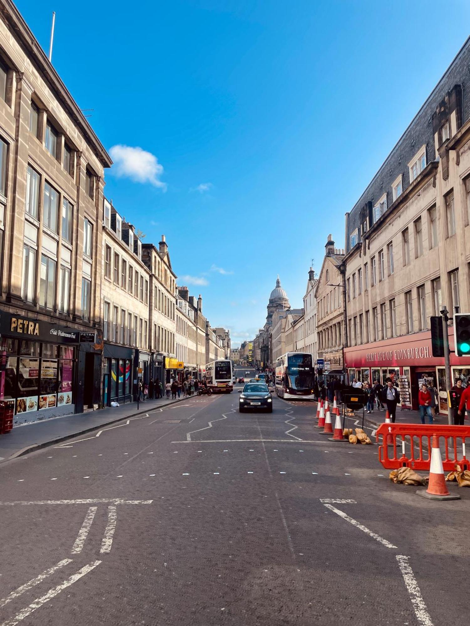 Apartment Spacious Next To Royal Mile