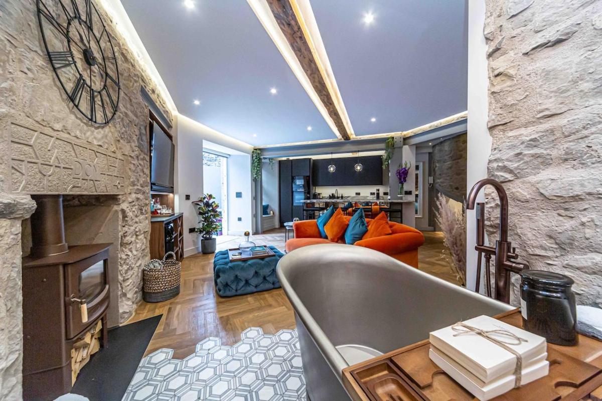 Apartment Canon Cave