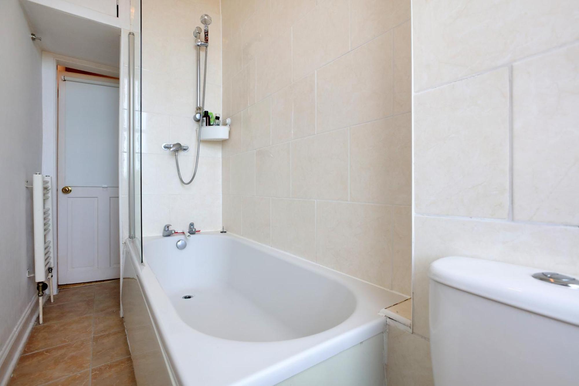 Apartment Homely 2bd Flat Heart Of *