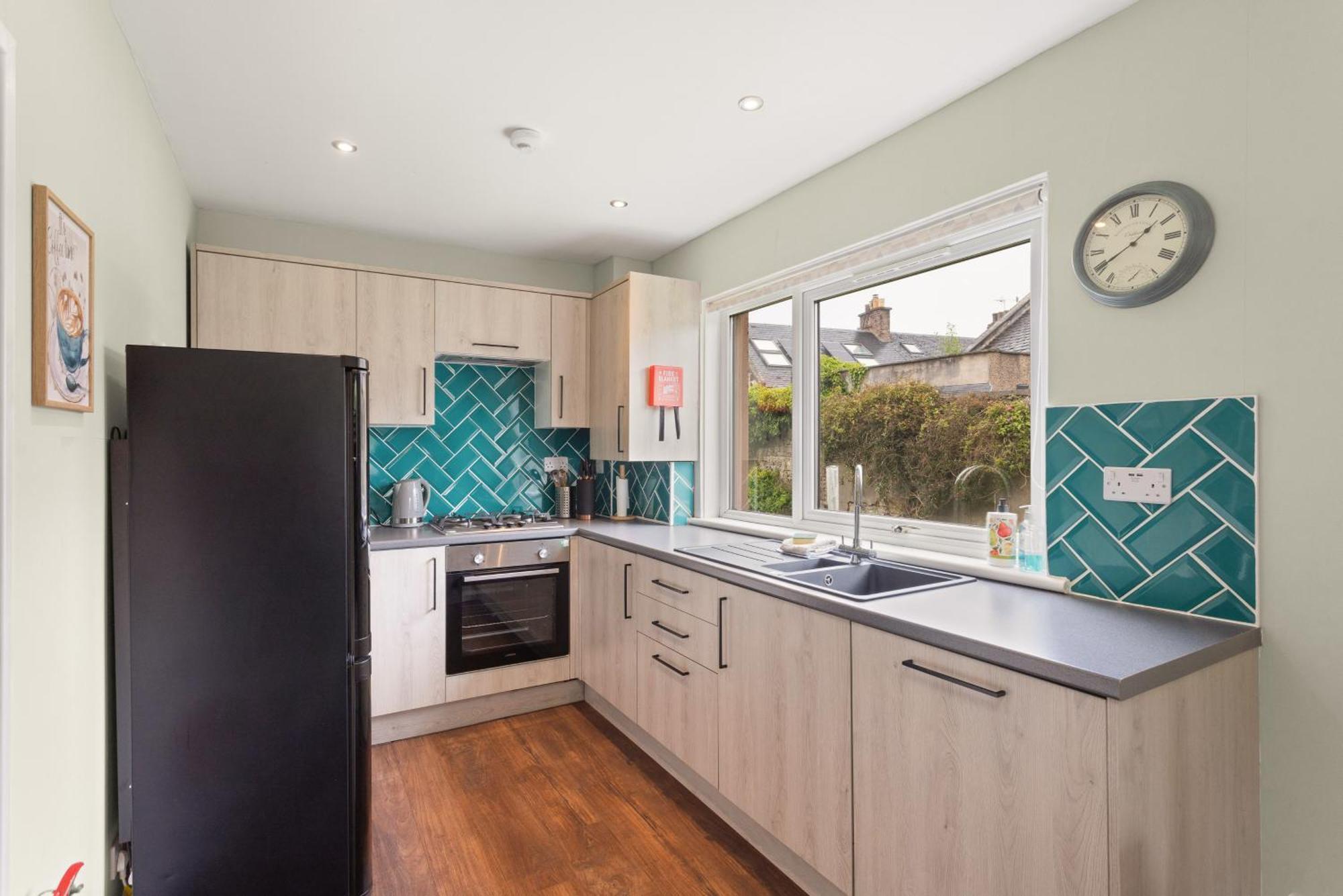 Modern Flat Near Murrayfield Stadium, Sleeps 4 Apartment