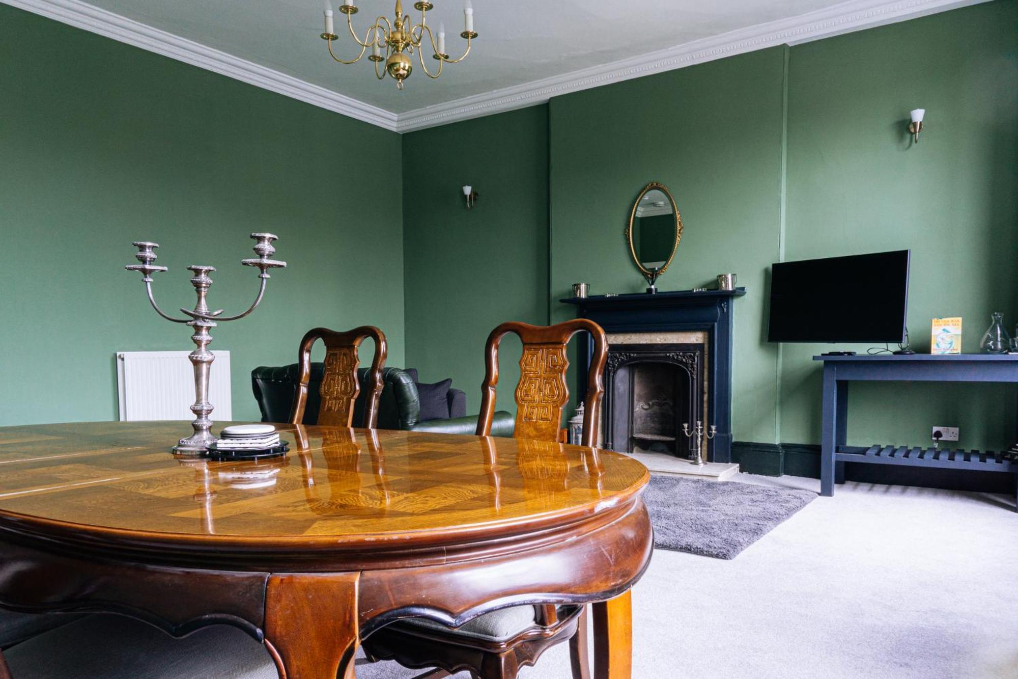 Apartment Grade A Listed 2 Bedroom In