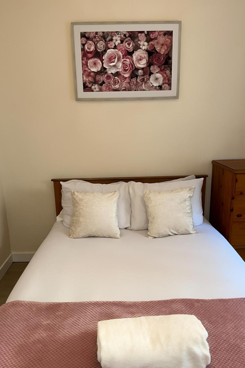 Apartment 2 Bedroom On Ground Floor In *