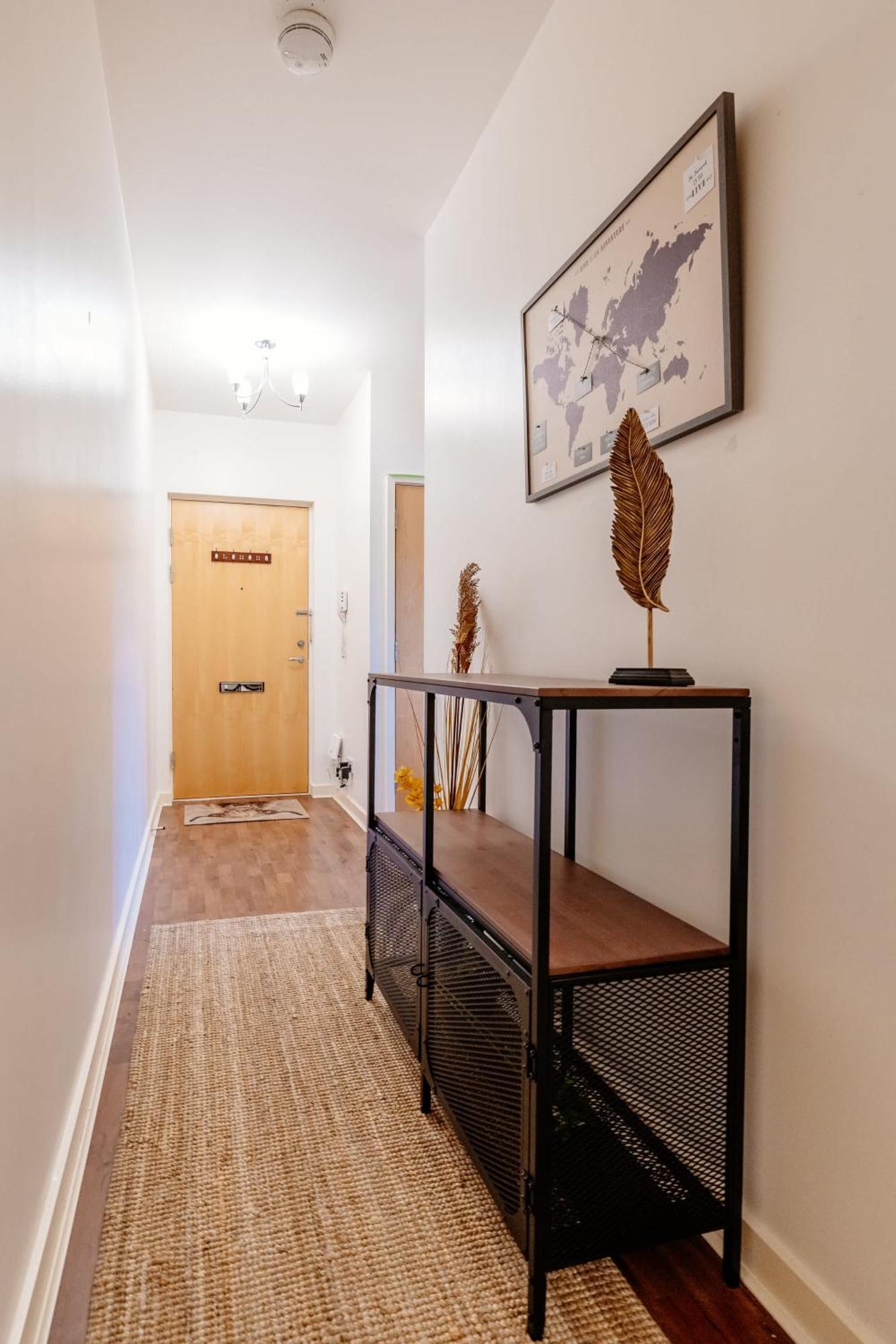 Charming 3-bed Free Parking West End