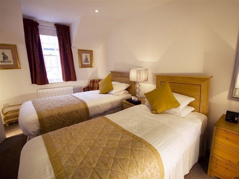 Hotel Royal Scots Club 3*