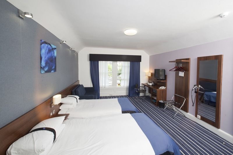 Hotel Piries EDI