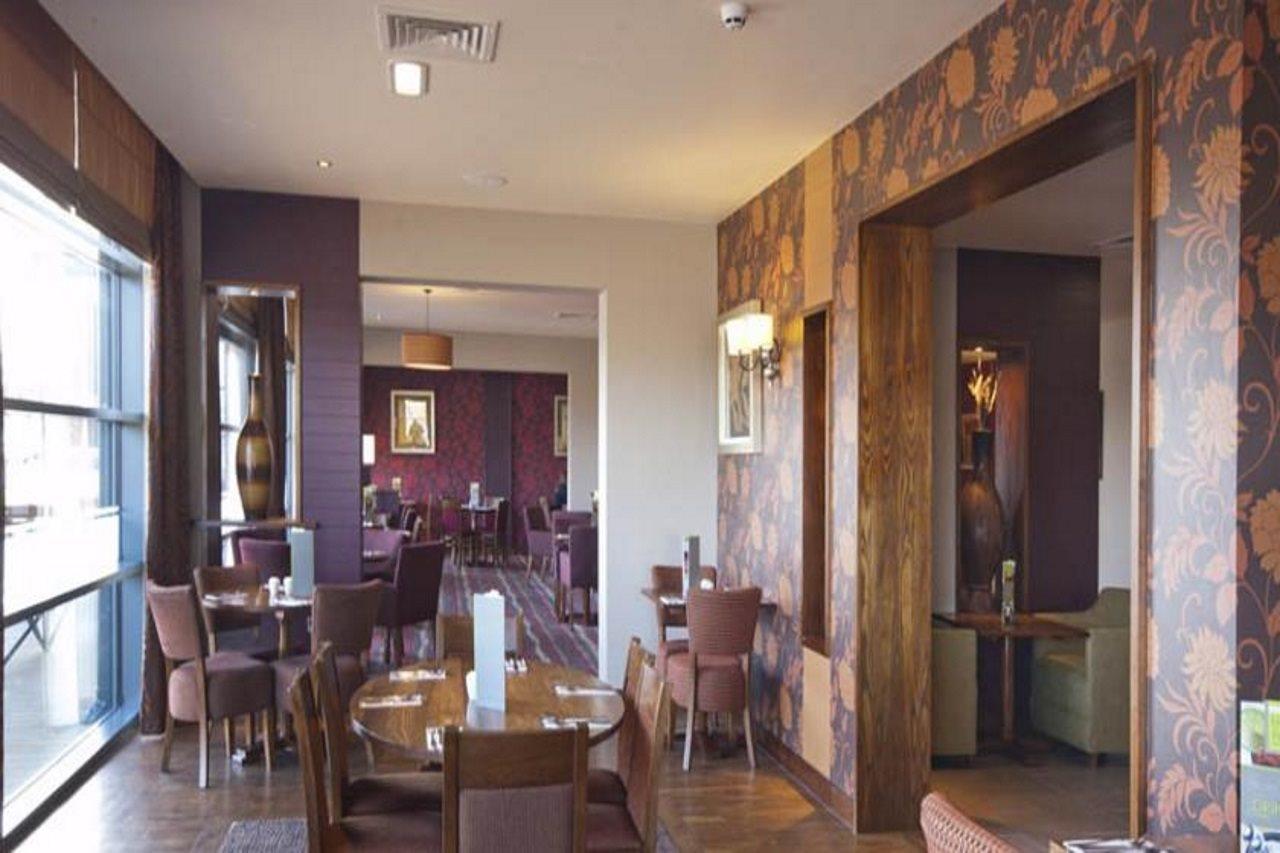 Premier Park 3* Edinburgh