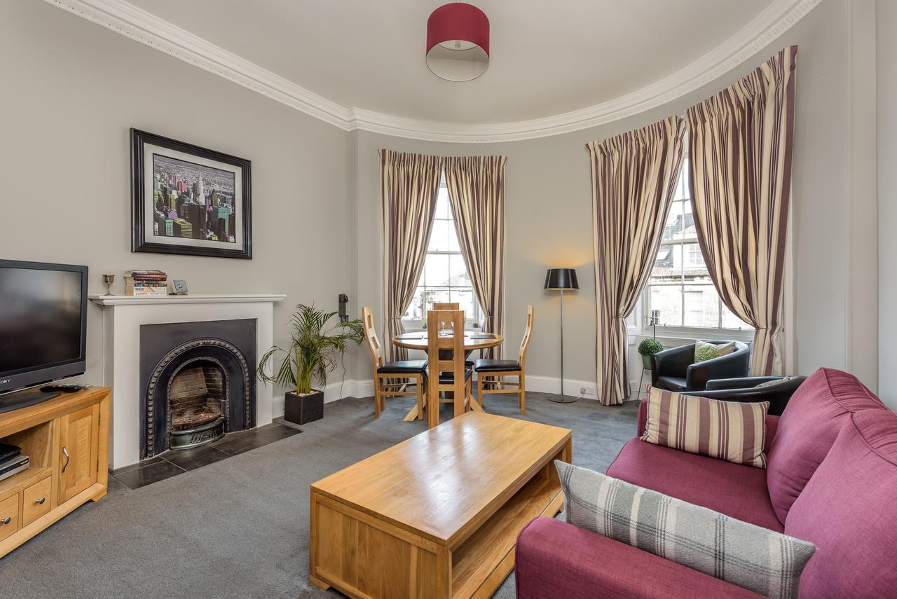 Broughton Street Residence Apartment
