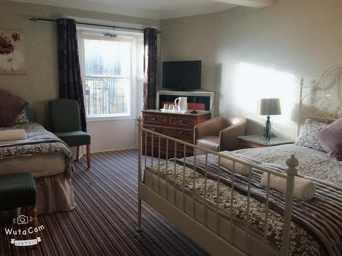 Bed & Breakfast Travel 3*