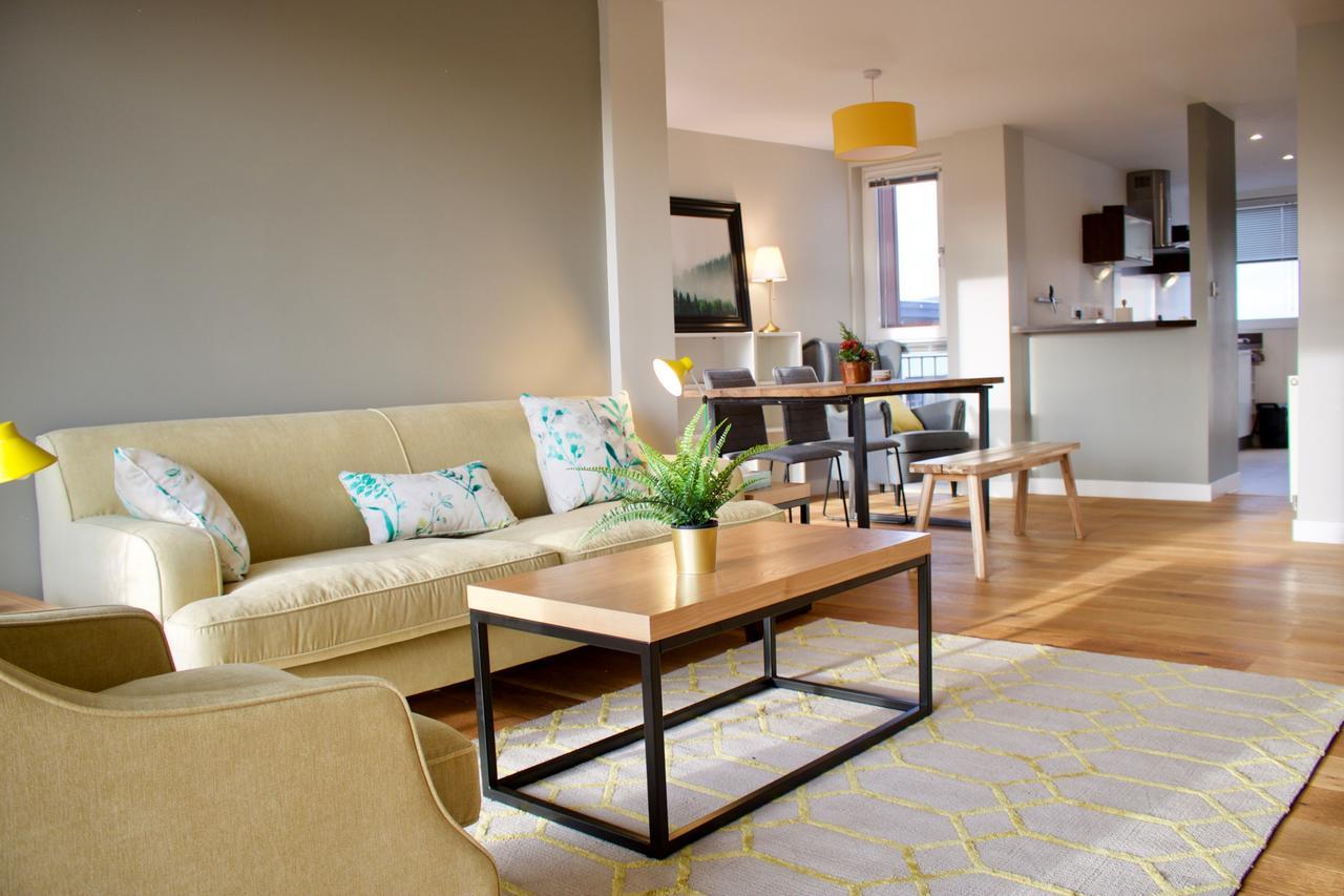 Apartment Beautiful With Fantastic Views EDI