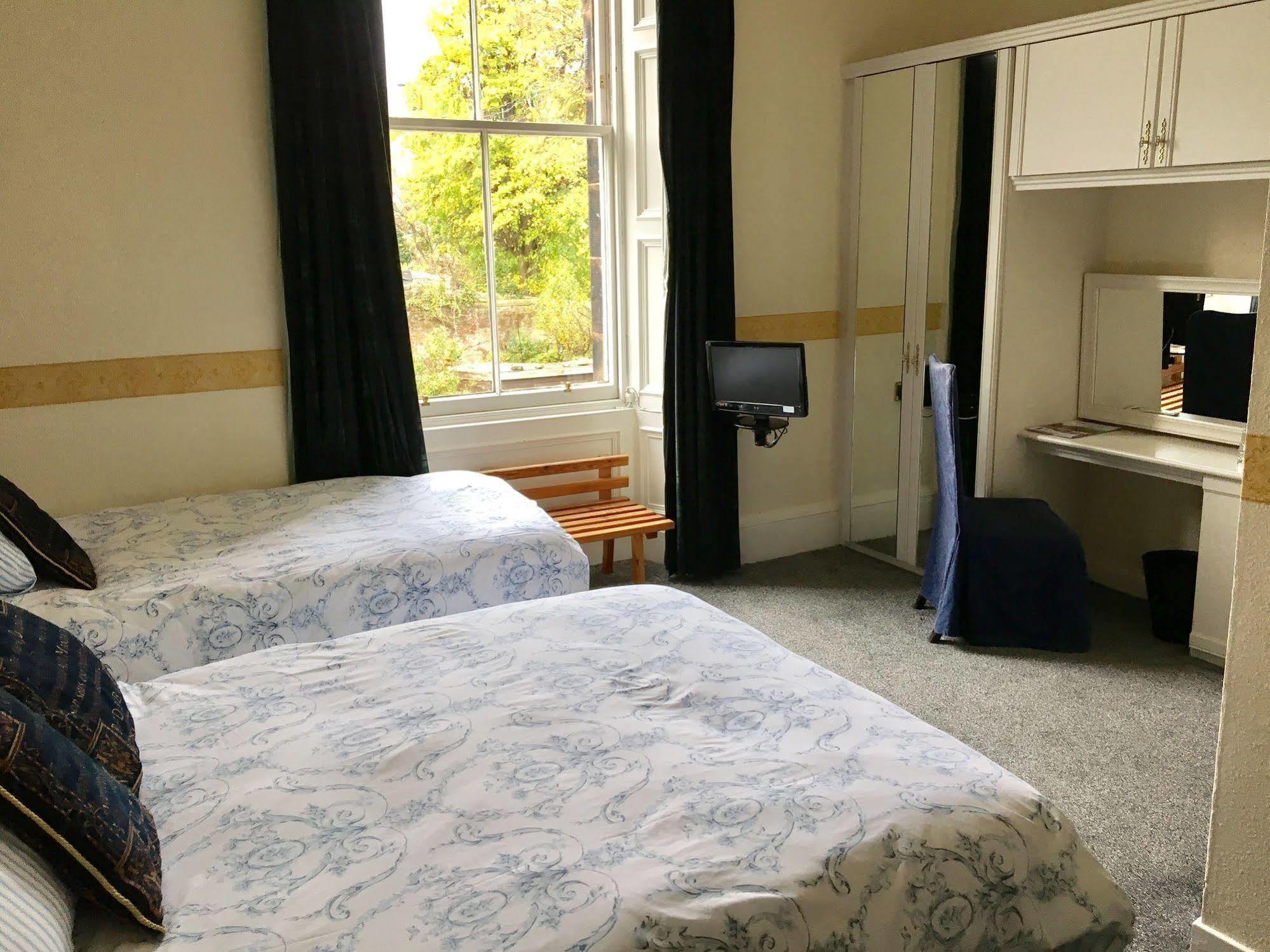 Dorstan House 3* Edinburgh