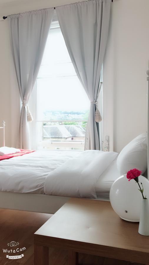Bed & Breakfast Travel Edinburgh