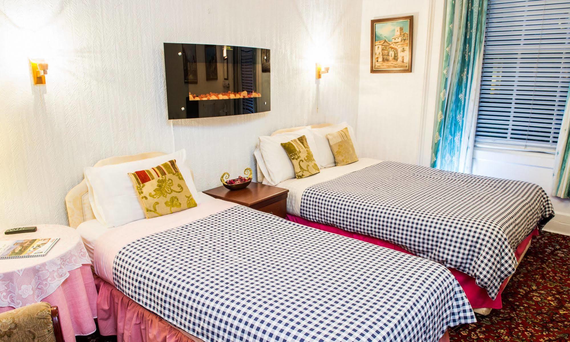 Lyncliff Bed & Breakfast