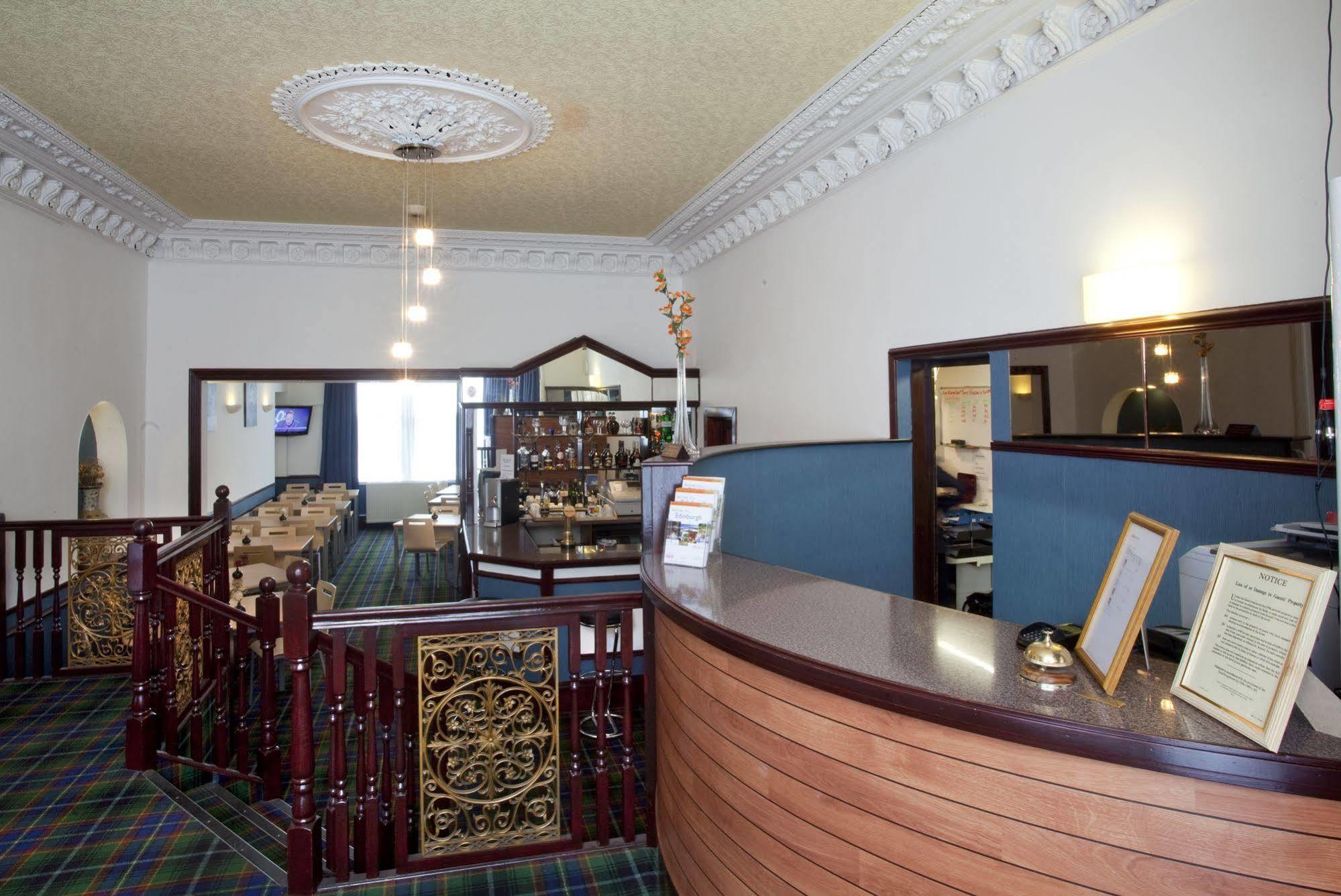 Hotel Piries EDI