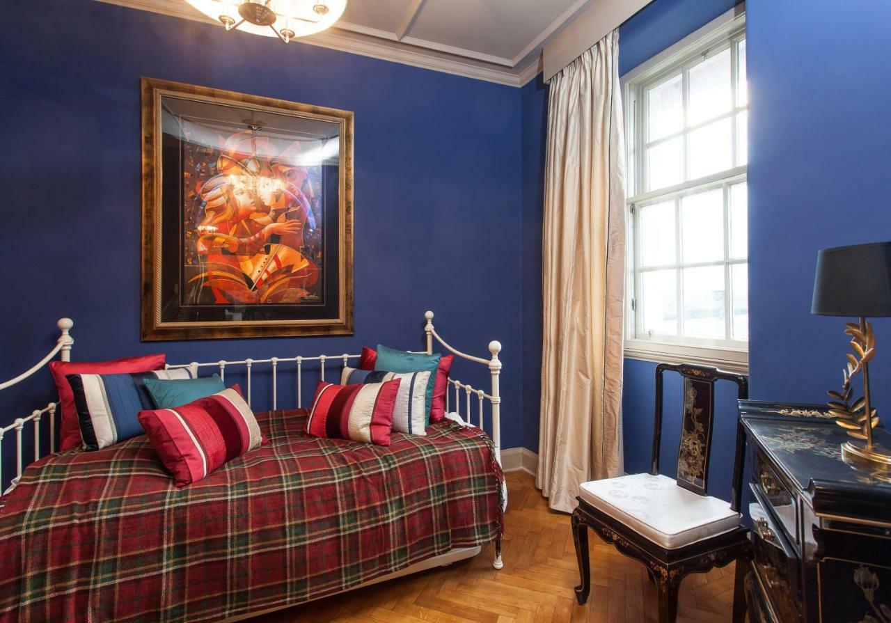 The Ramsay Castle View Apartment