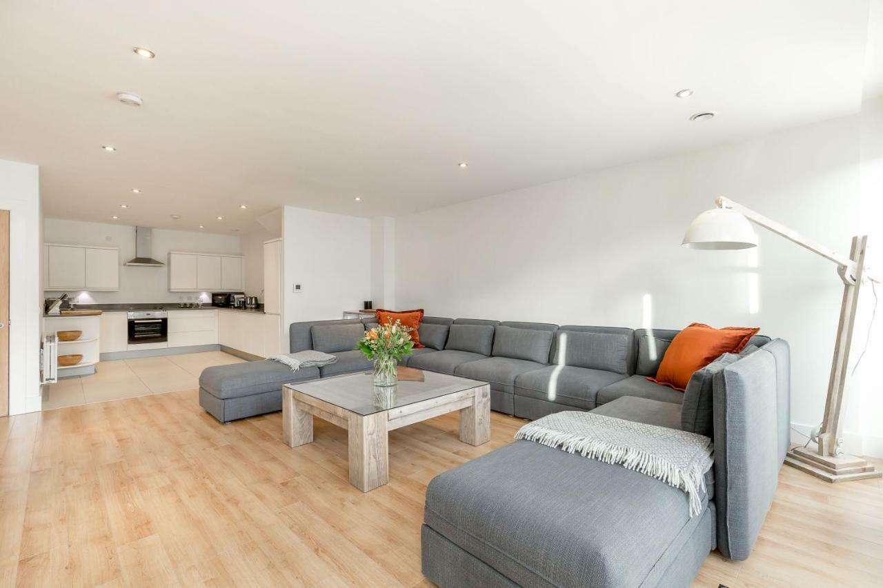Shandwick Penthouse Apartment