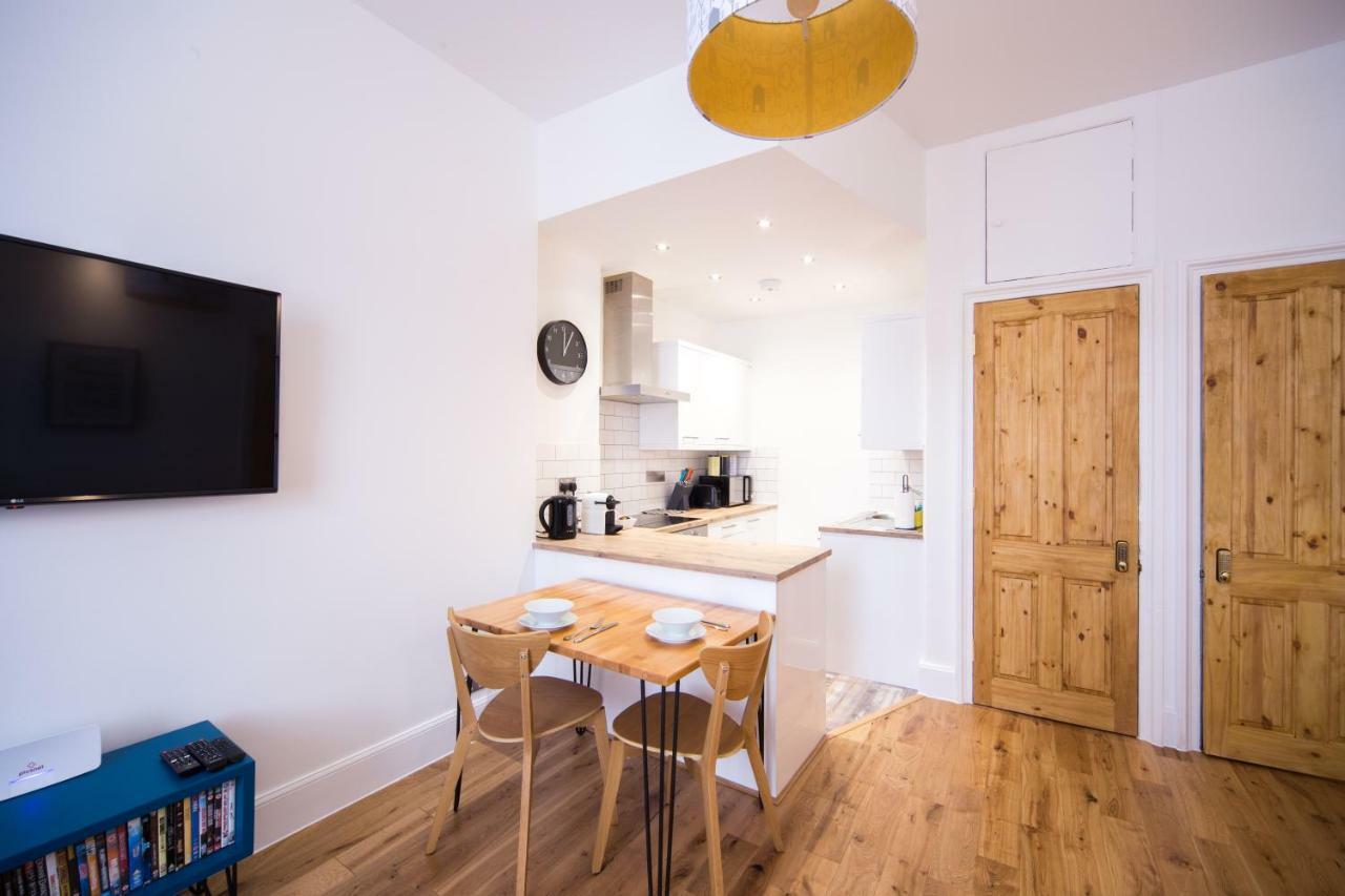 Number 31 Apartment *