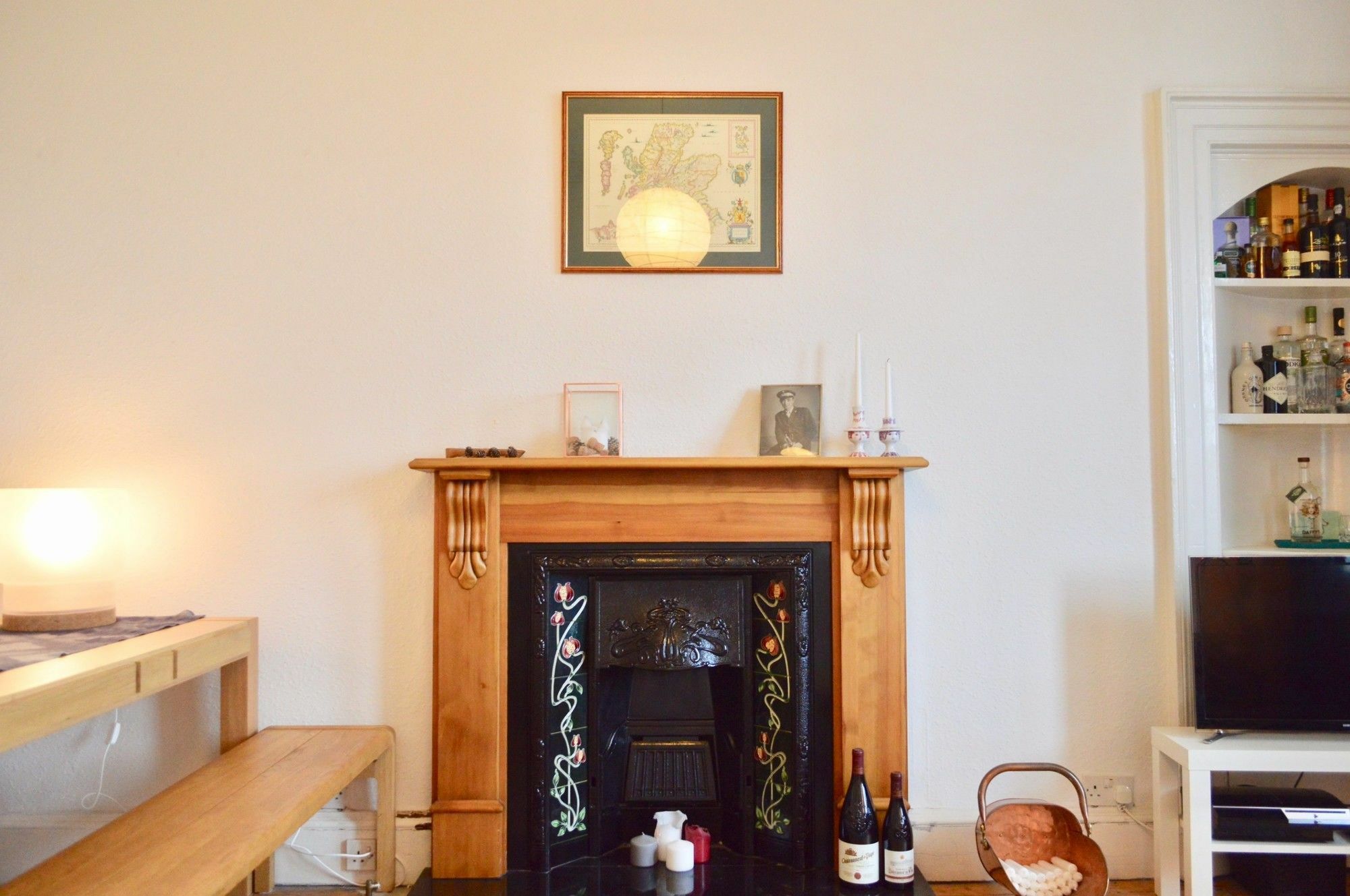 2 Bedroom Flat With Castle View *