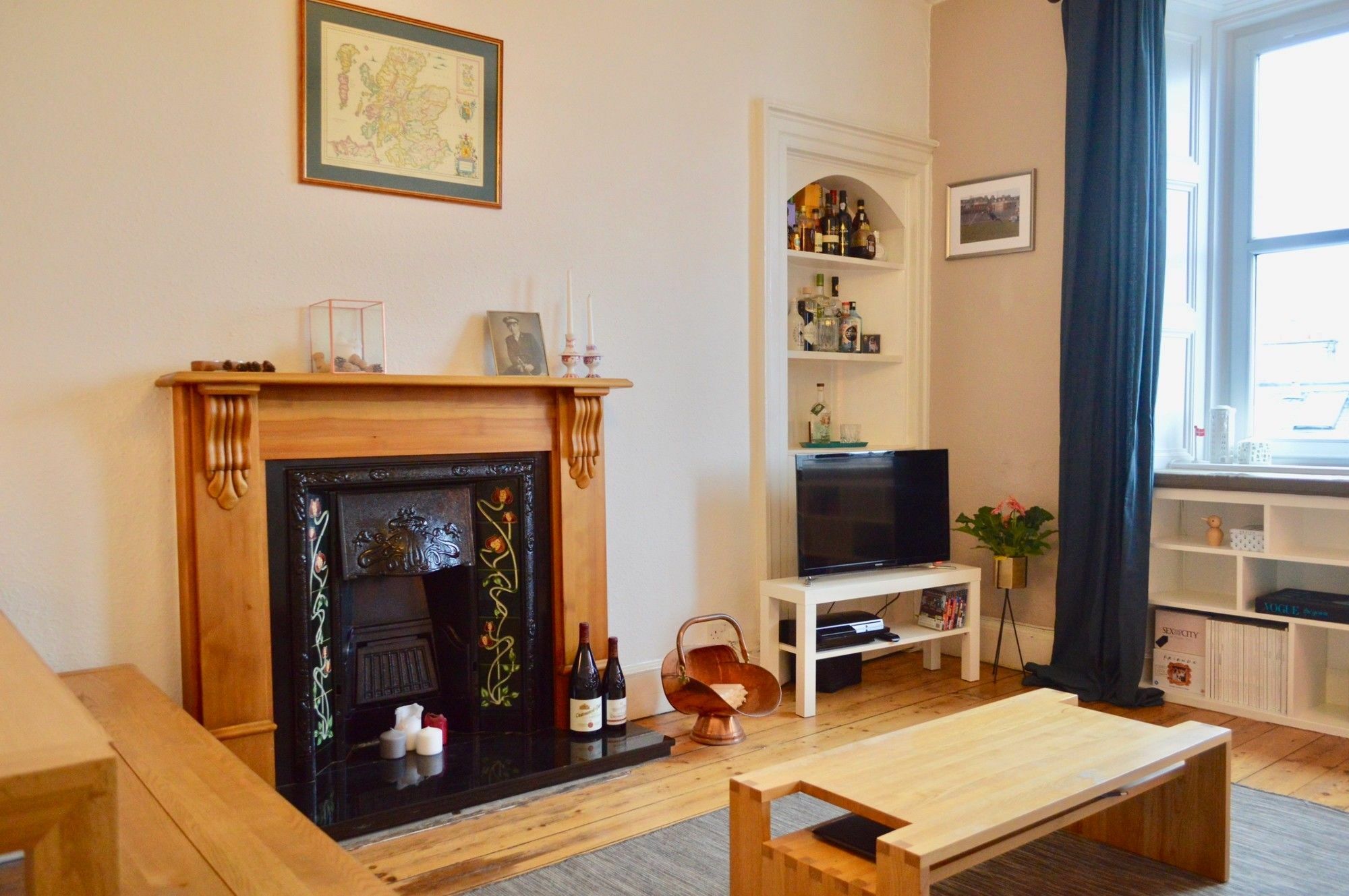 Apartment 2 Bedroom Flat With Castle View *