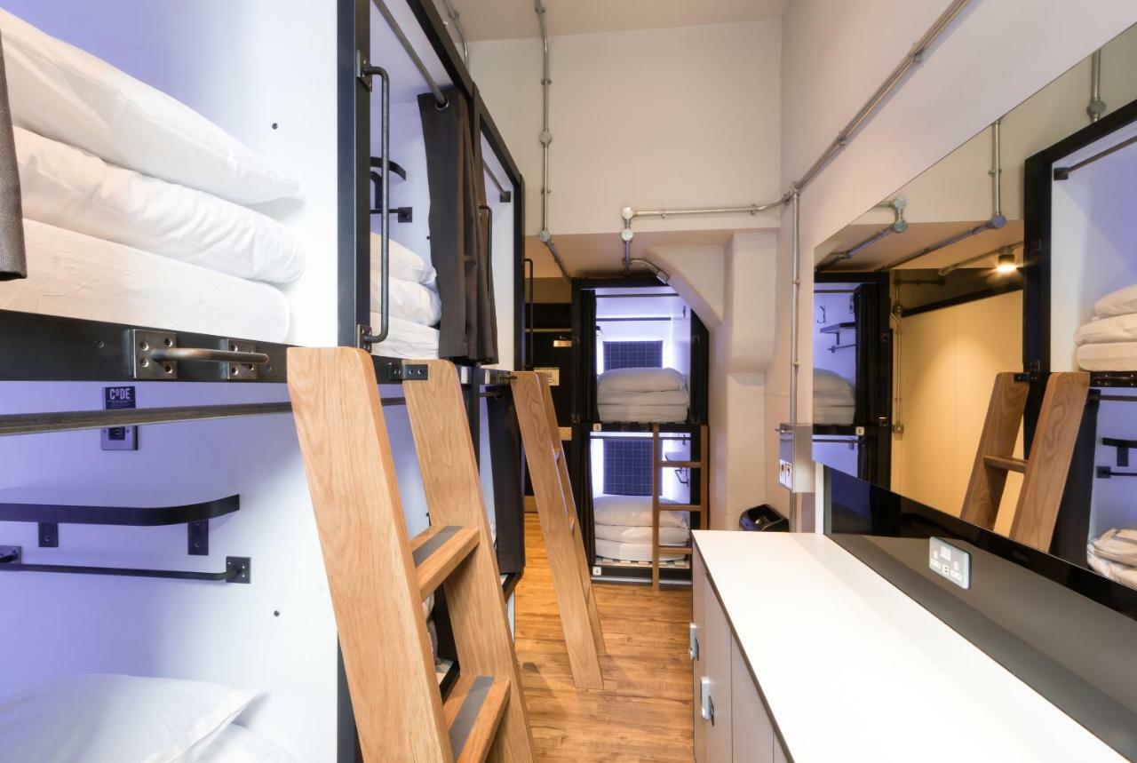 Hostel Code Pod - The Court - Edinburgh