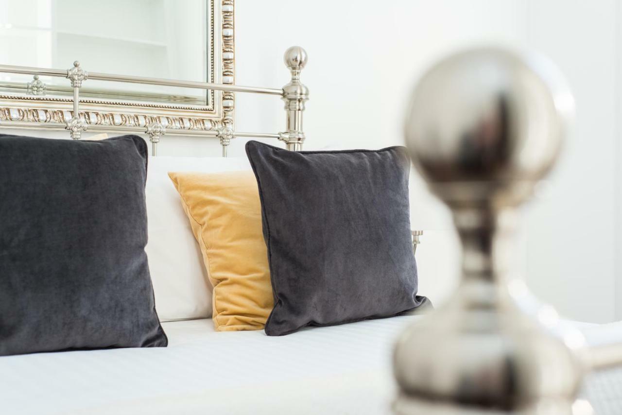 Scottish Stays - Luxurious In Royal Terrace Apartment *