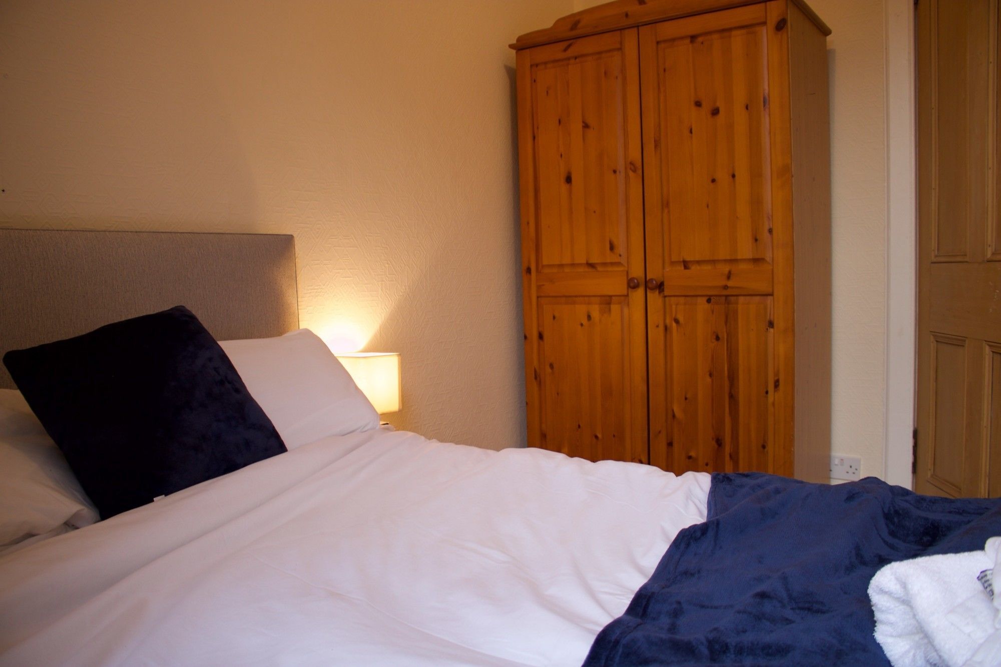 Apartment 3 Bedroom Centre
