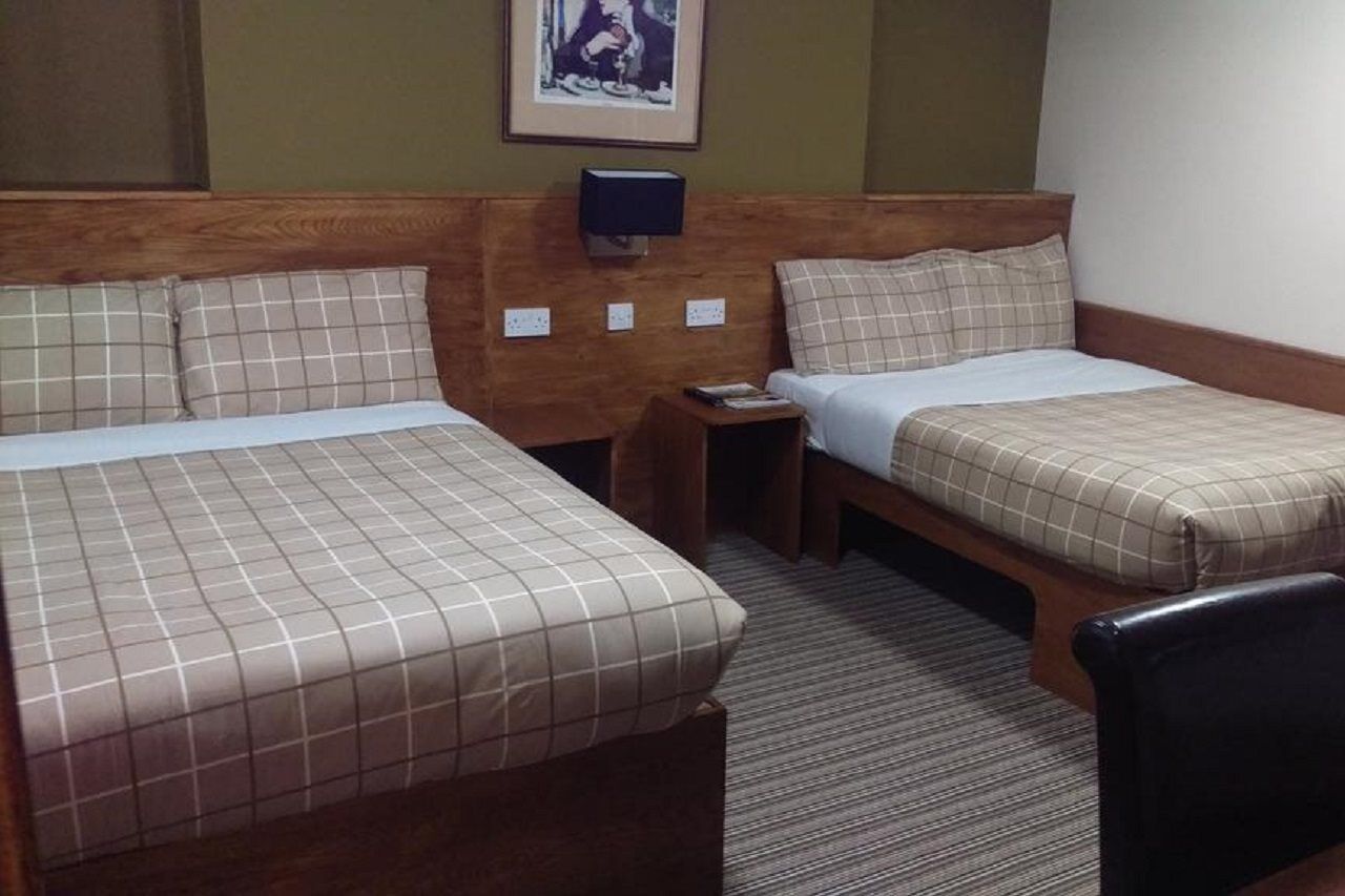 Guest house Leith House 3*