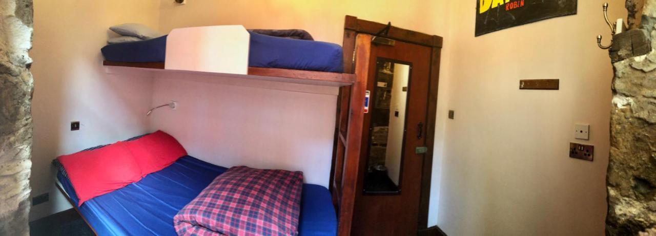 High Street Hostel *